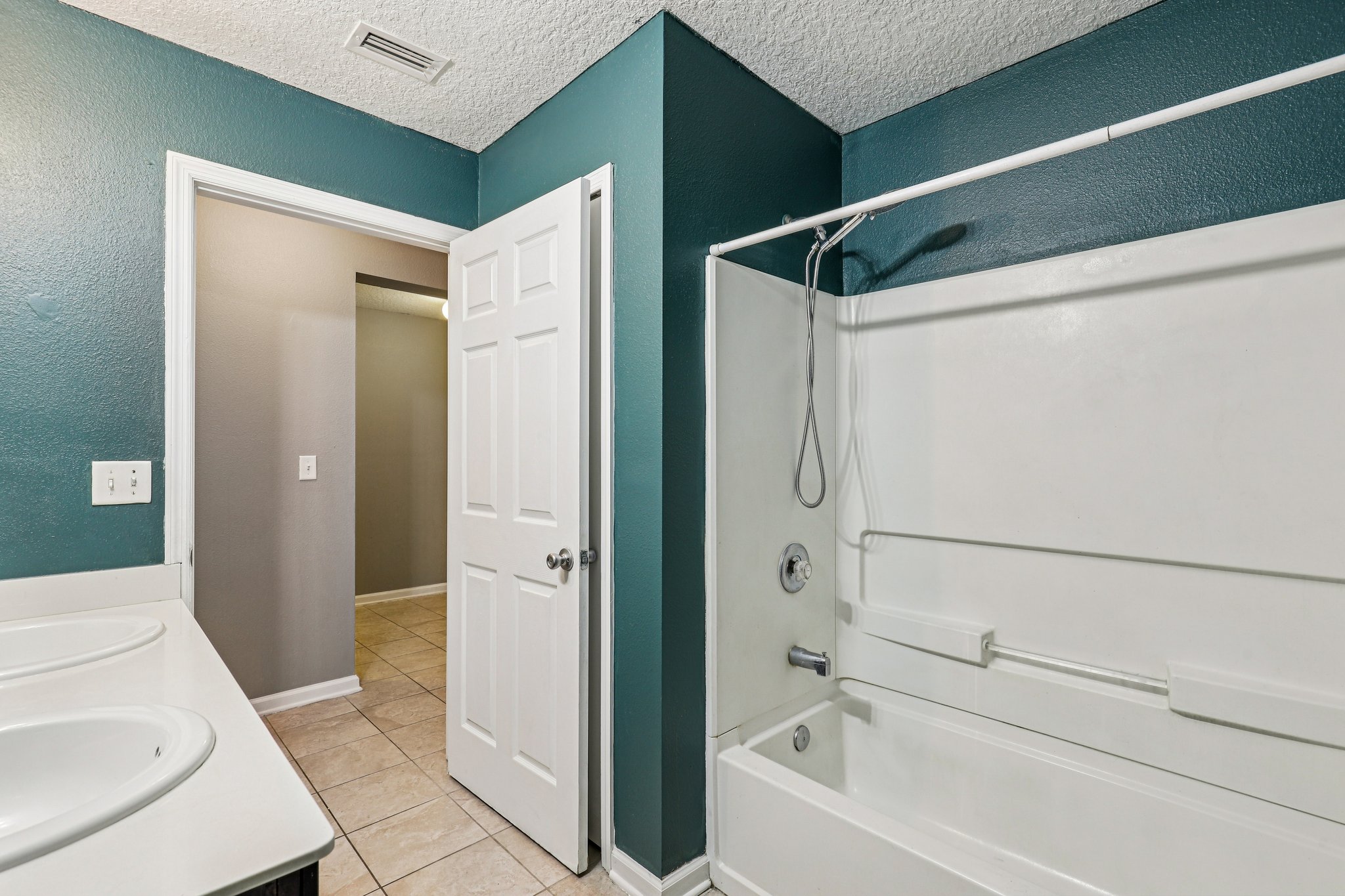 Timbercreek Blvd-S1202-026.jpg