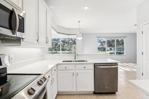 Autumn Glen Dr-011.jpg