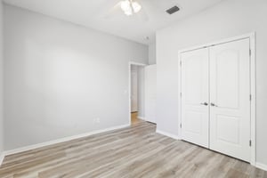 Autumn Glen Dr-031.jpg