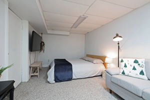  Photo 49
