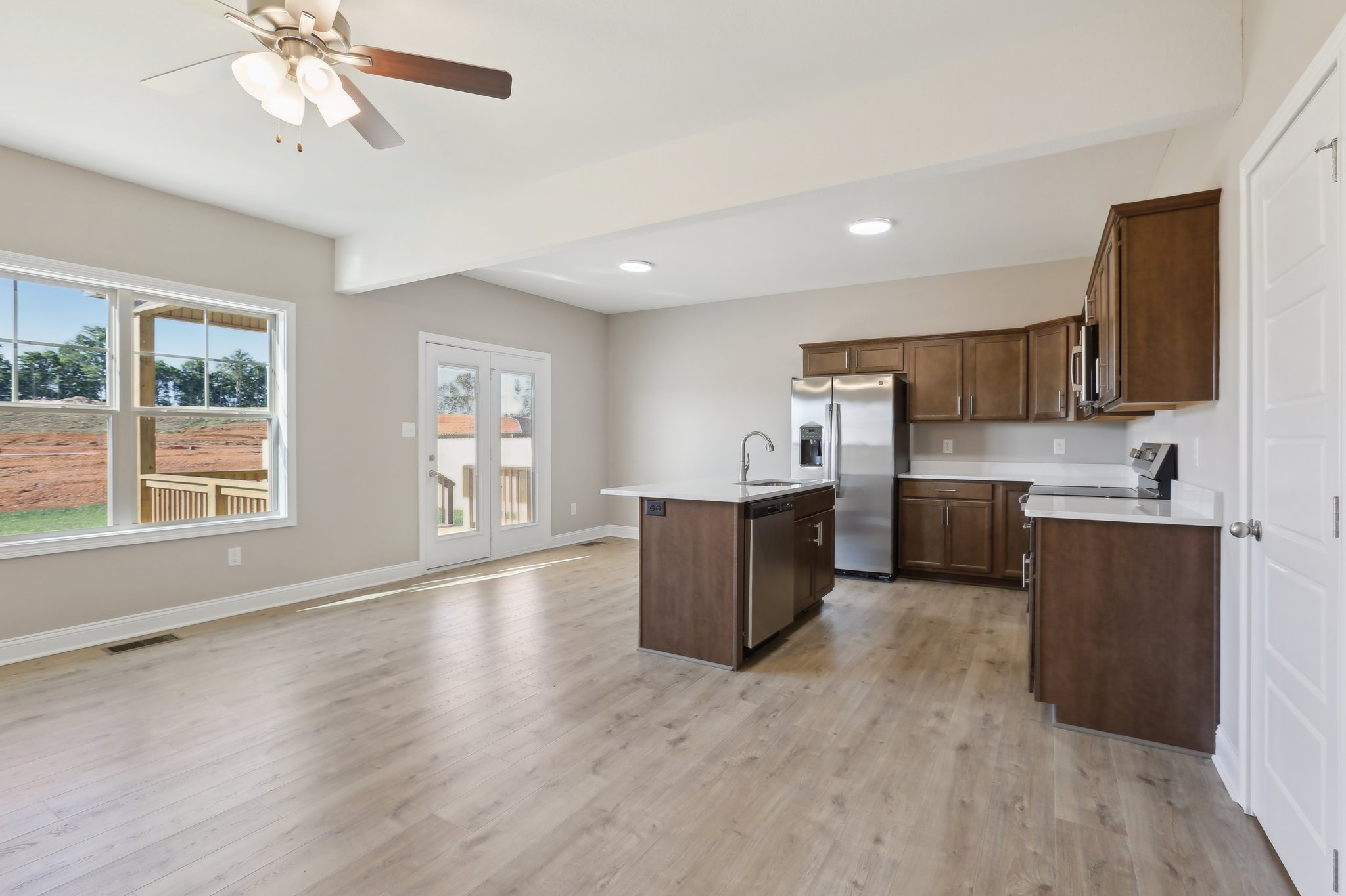 Carrillo Dr-2205-013.jpg
