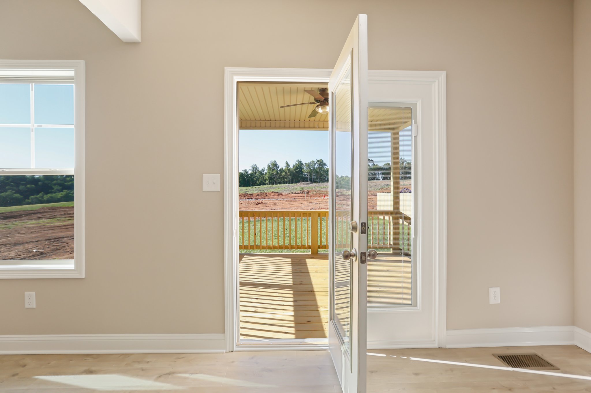 Carrillo Dr-2205-016.jpg