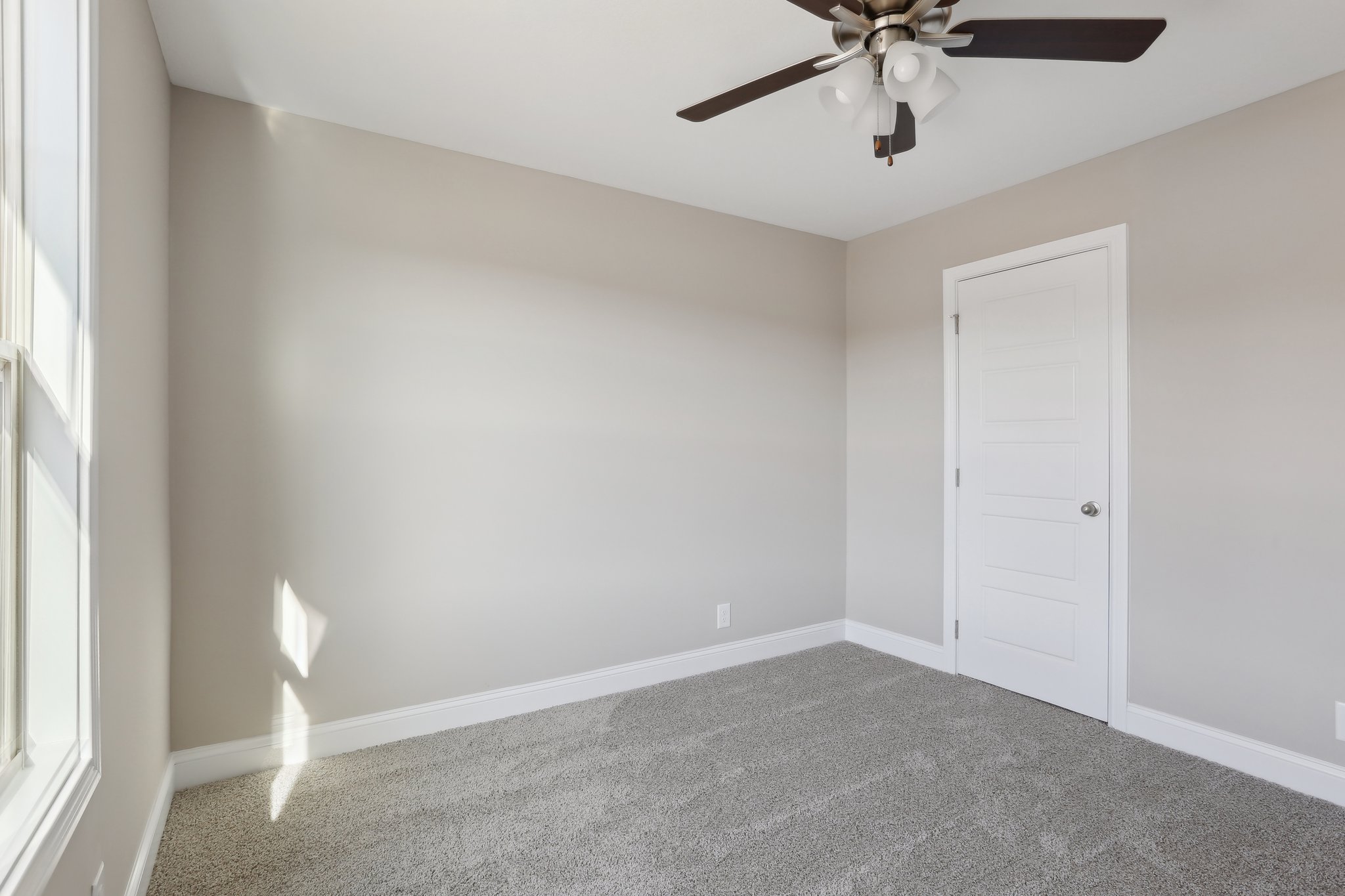 Carrillo Dr-2205-029.jpg