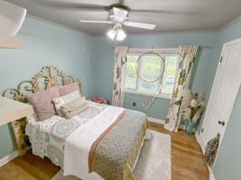  Photo 44