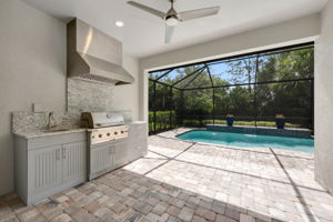Outdoor Living - Kitchen
