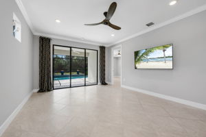 Living View 2