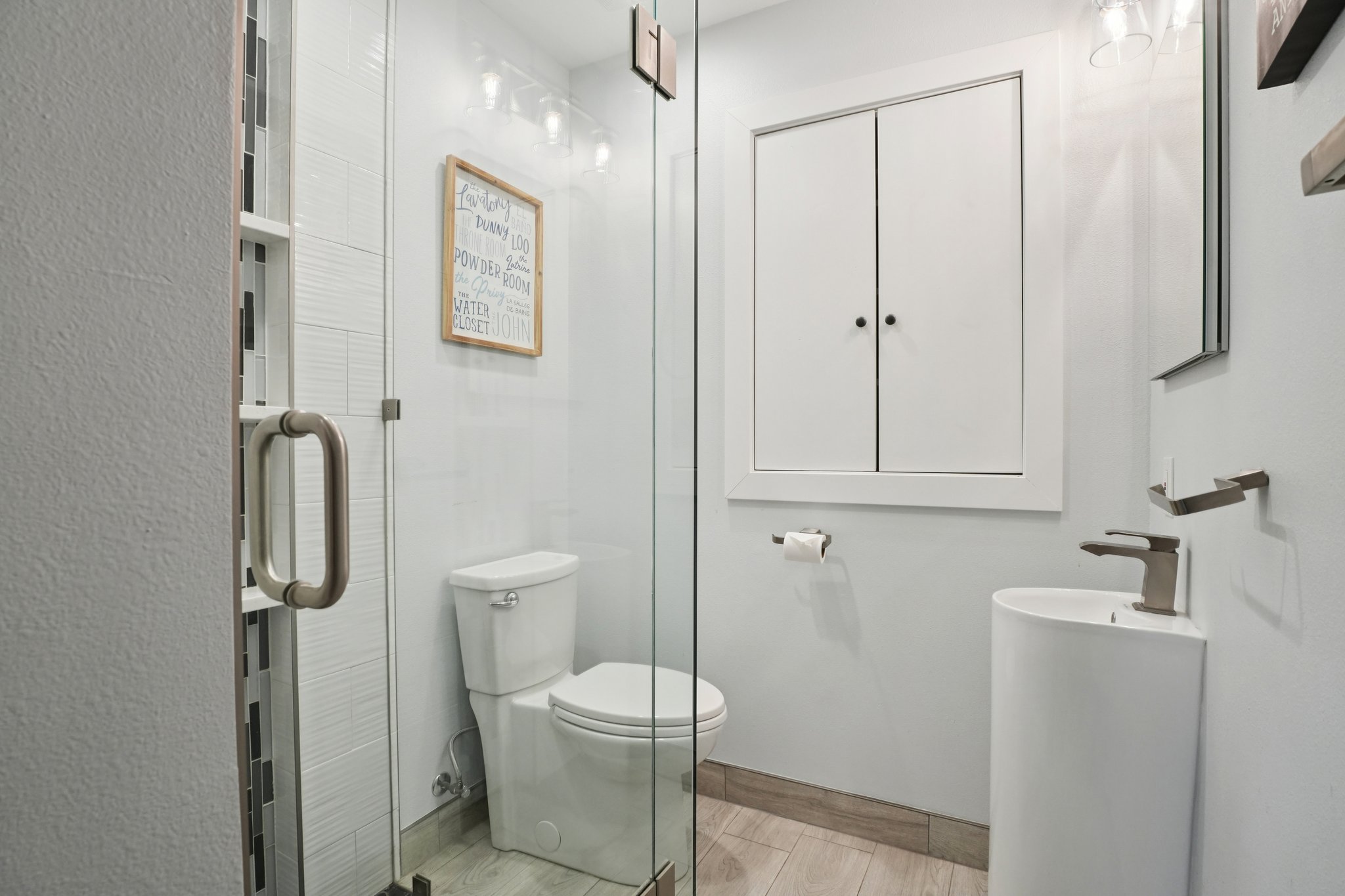 King St-S2201-022.jpg