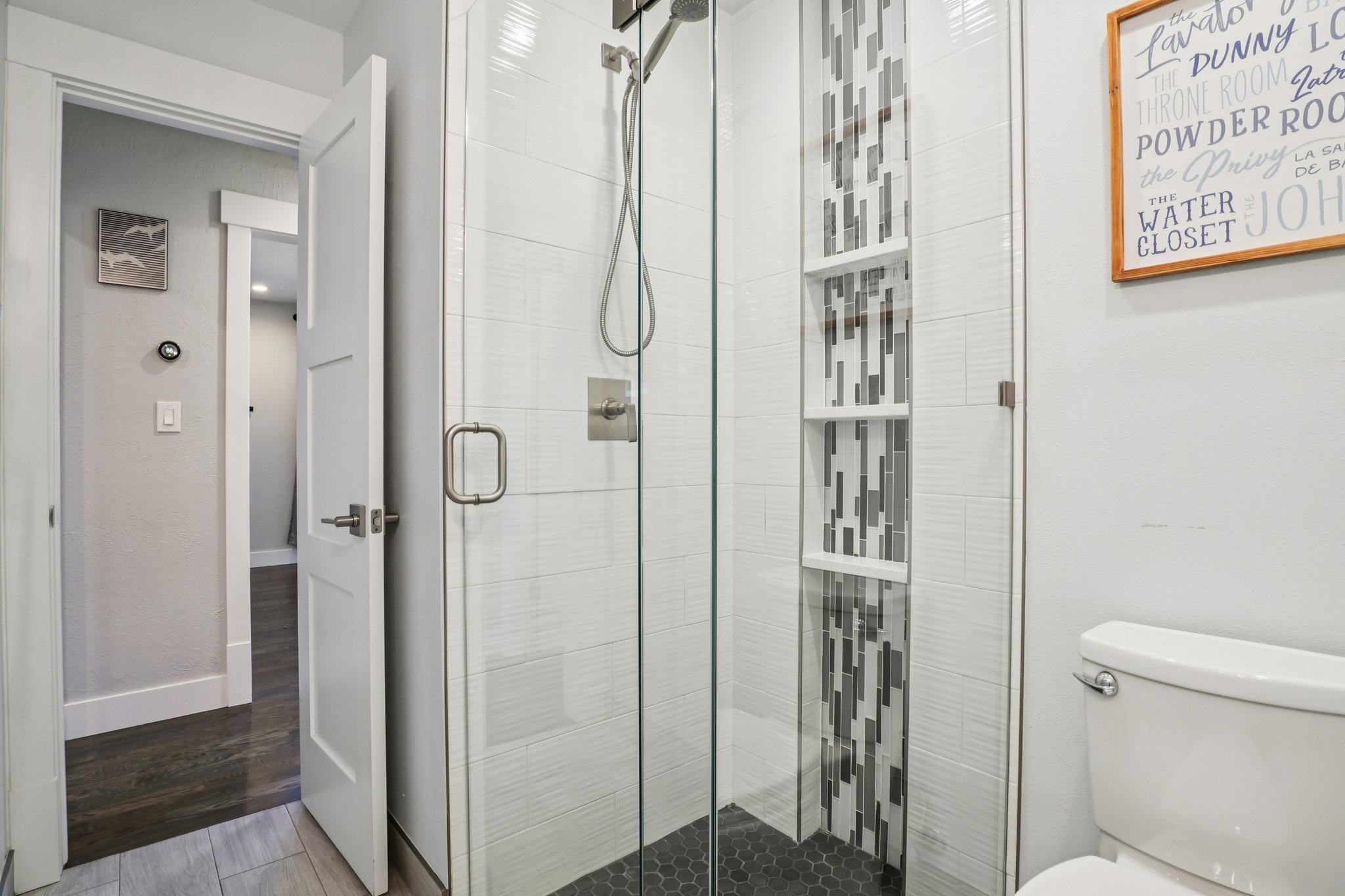 King St-S2201-023.jpg