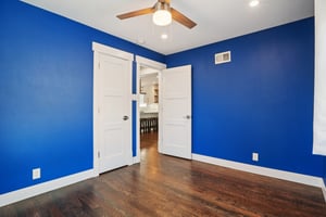 King St-S2201-021.jpg