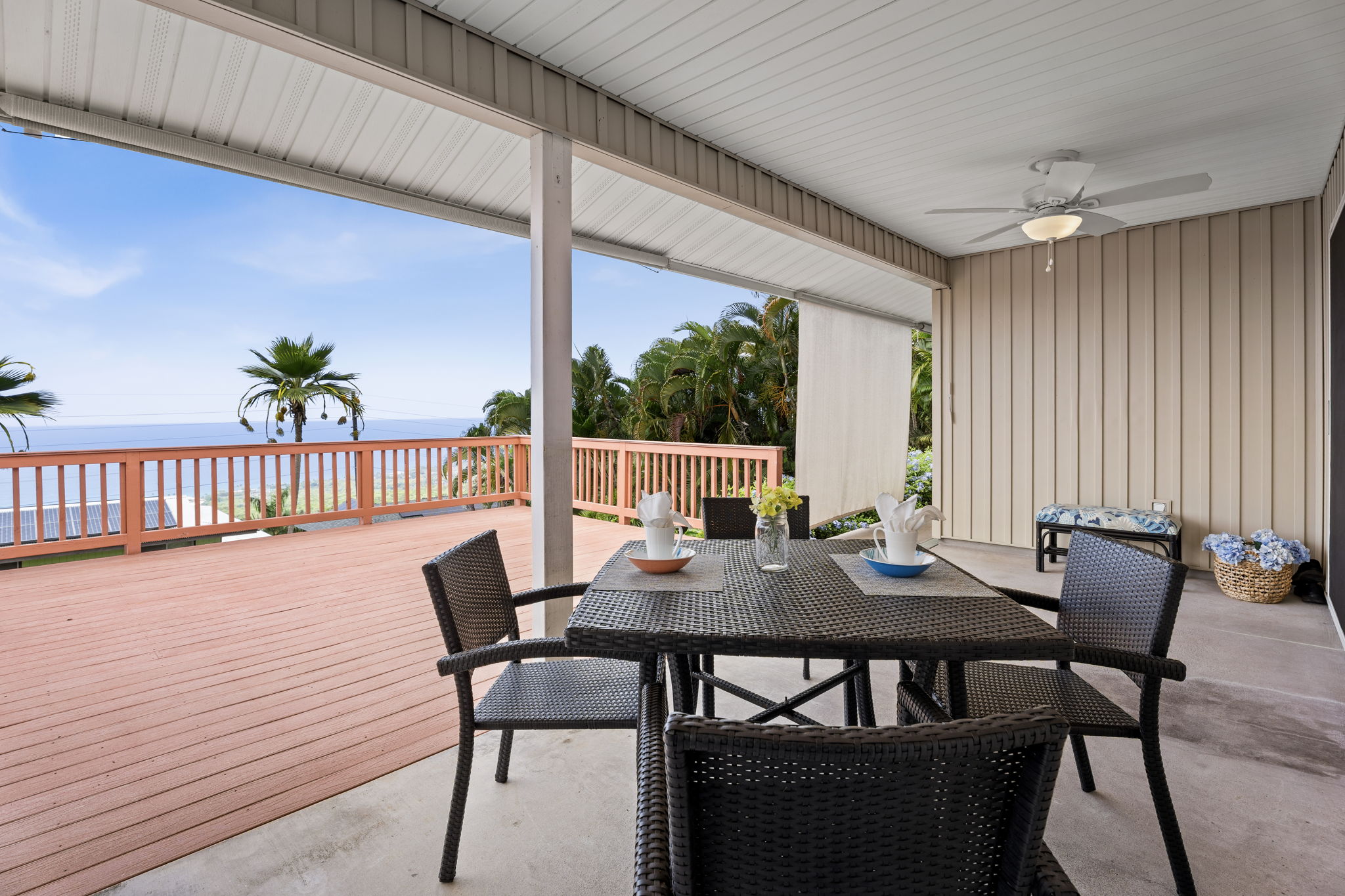 Lanai 6