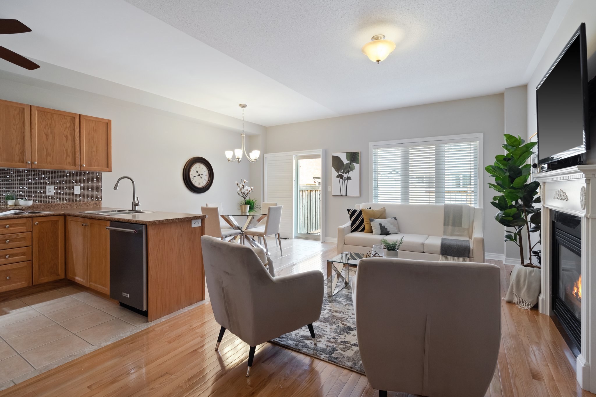 77 Clearfield Dr, Brampton, ON  L6P 3J4, CA Photo 12