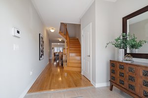 77 Clearfield Dr, Brampton, ON  L6P 3J4, CA Photo 4