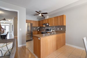 77 Clearfield Dr, Brampton, ON  L6P 3J4, CA Photo 16