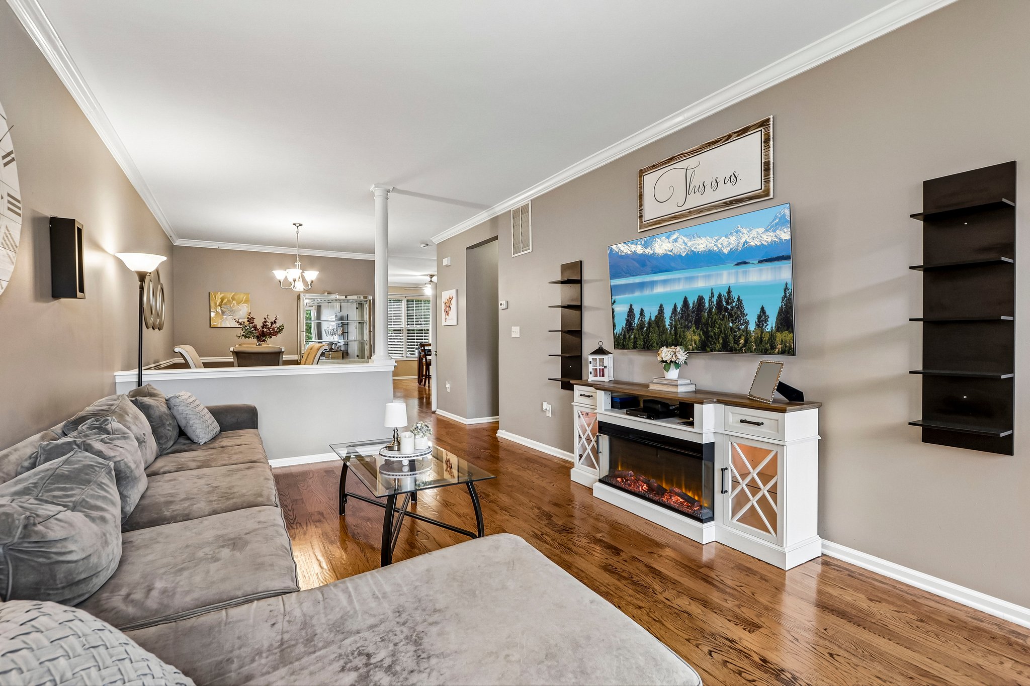 Deepwater Cir-S2909-005.jpg