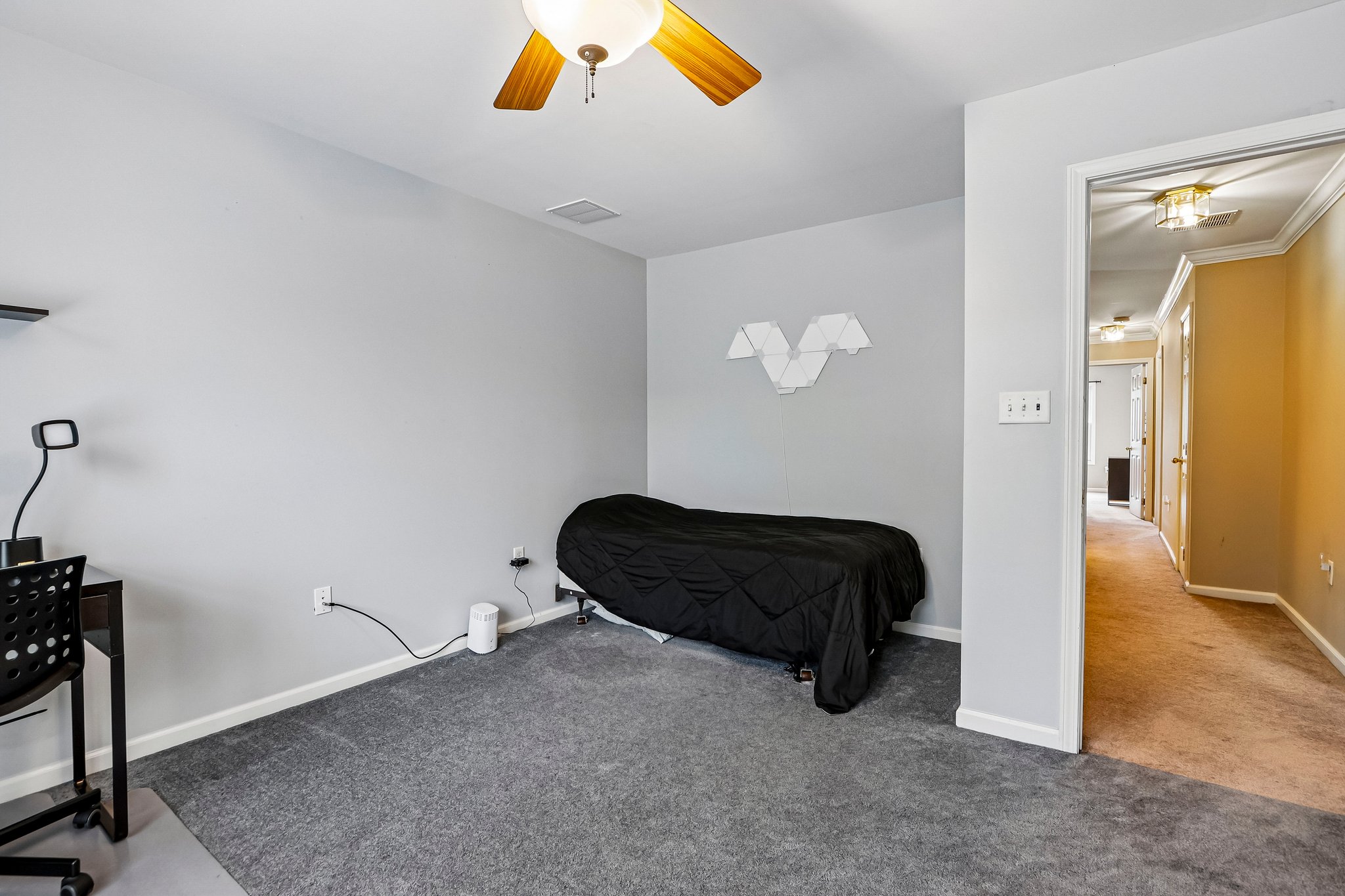 Deepwater Cir-S2909-026.jpg