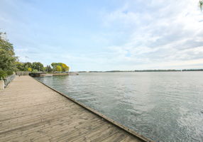  Photo 49