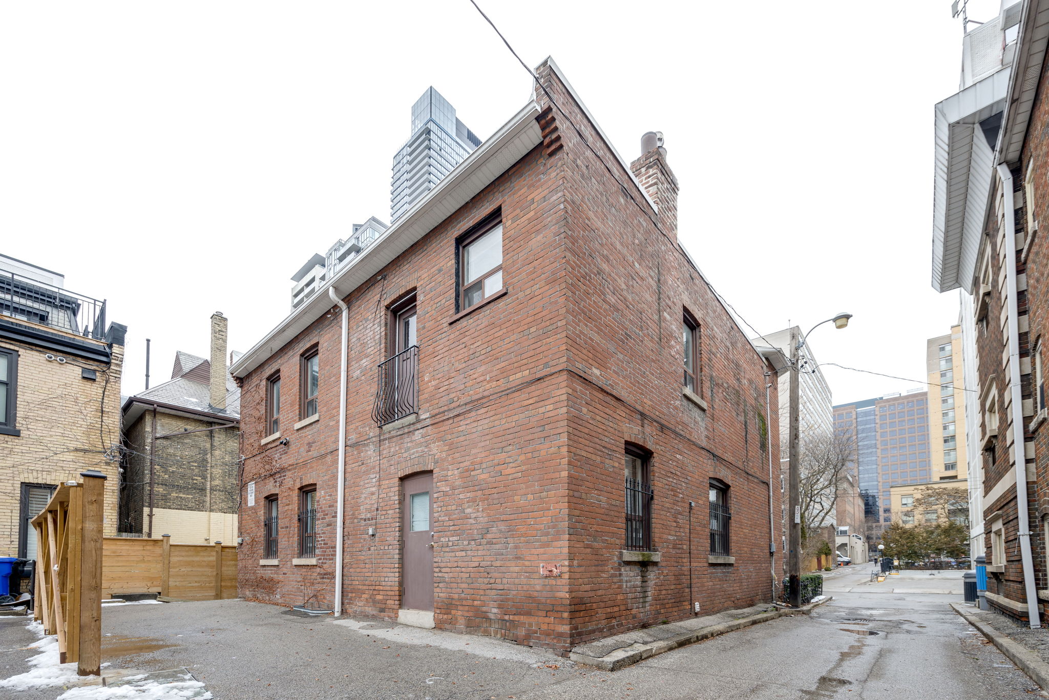 Toronto property showcase — delivered property photograph 23