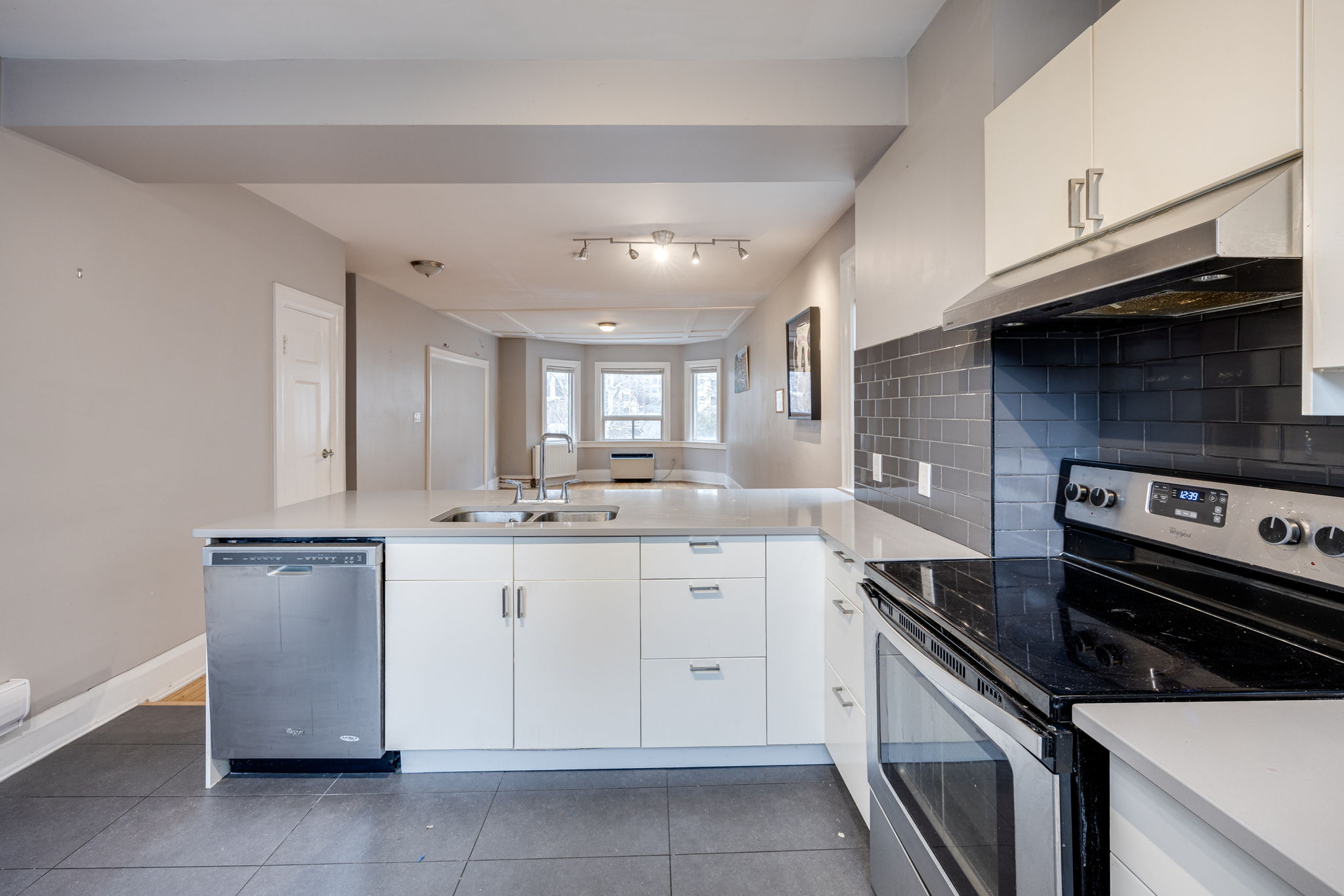 Toronto property showcase — delivered property photograph 12