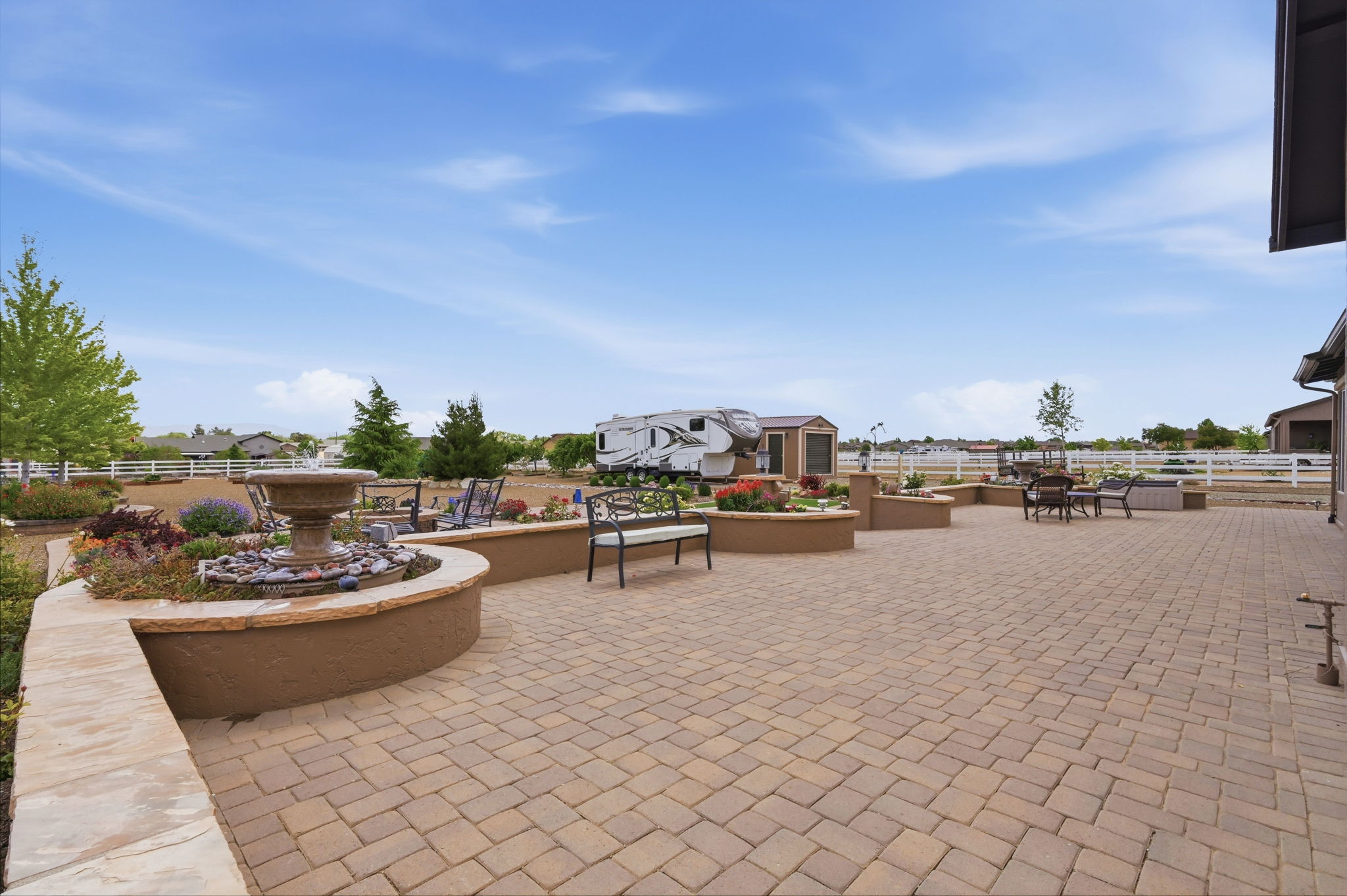 Back Patio (4)