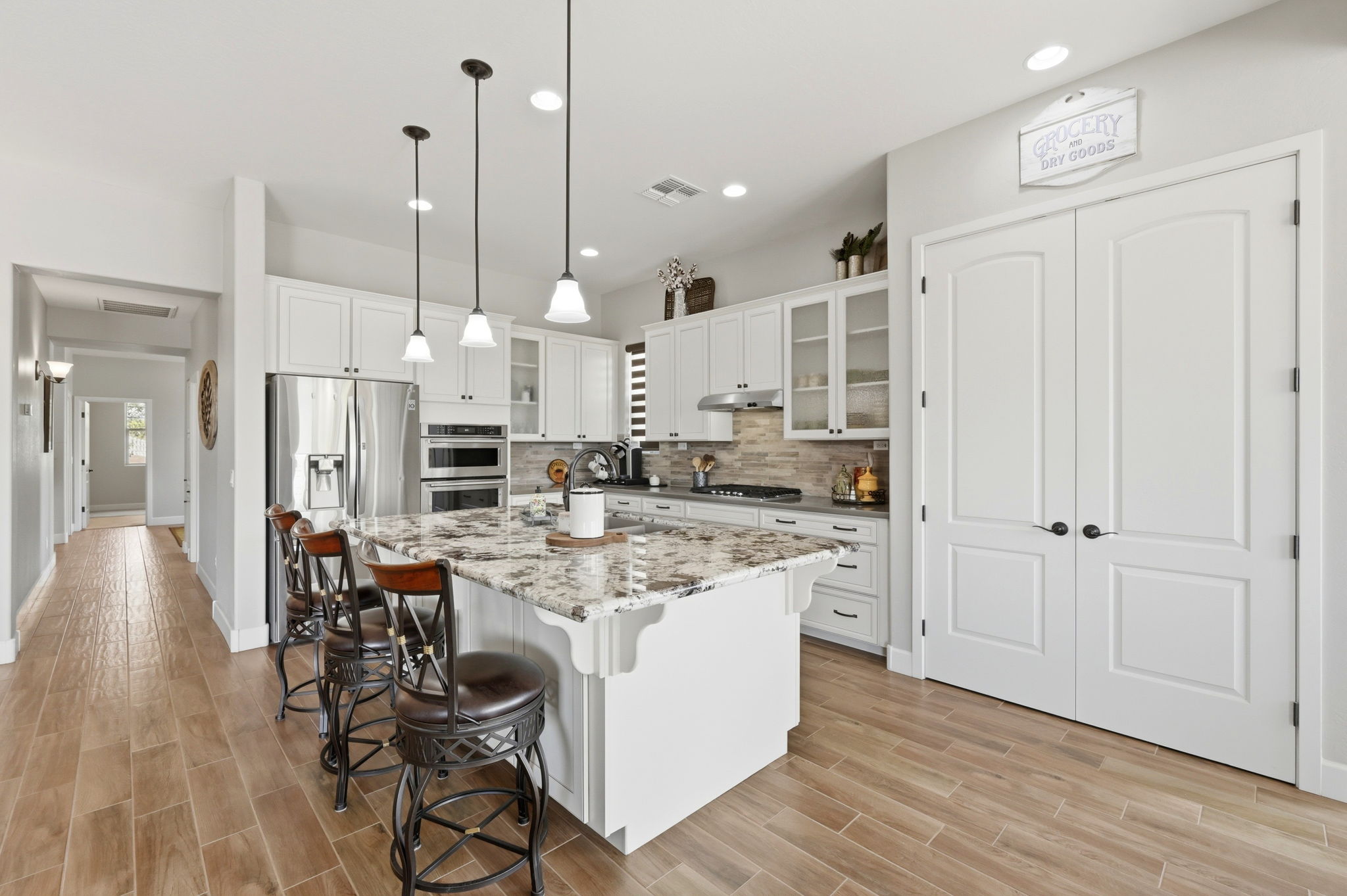 Kitchen (2)