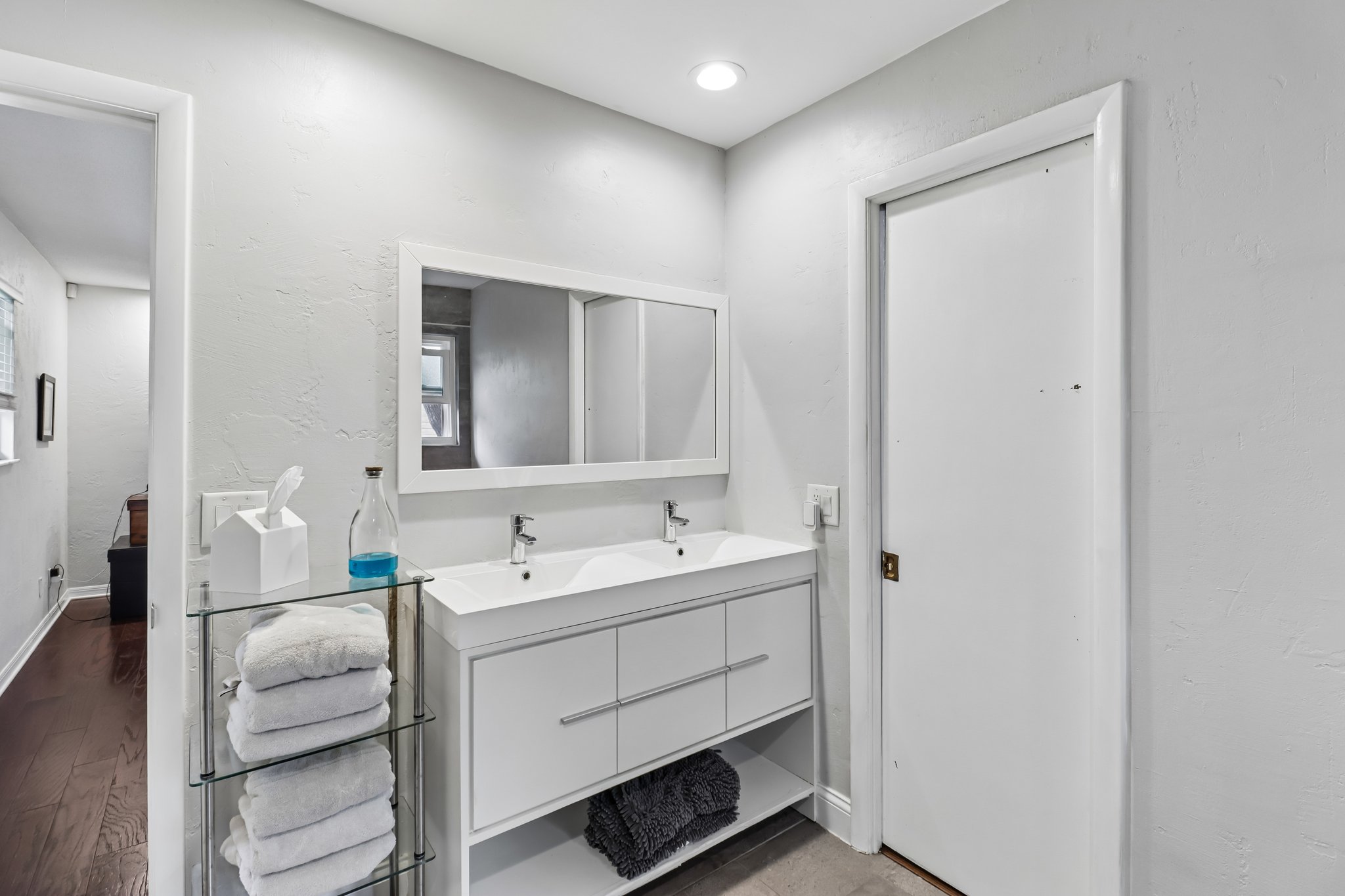 N Saint Andrews Dr-S2104-034.jpg