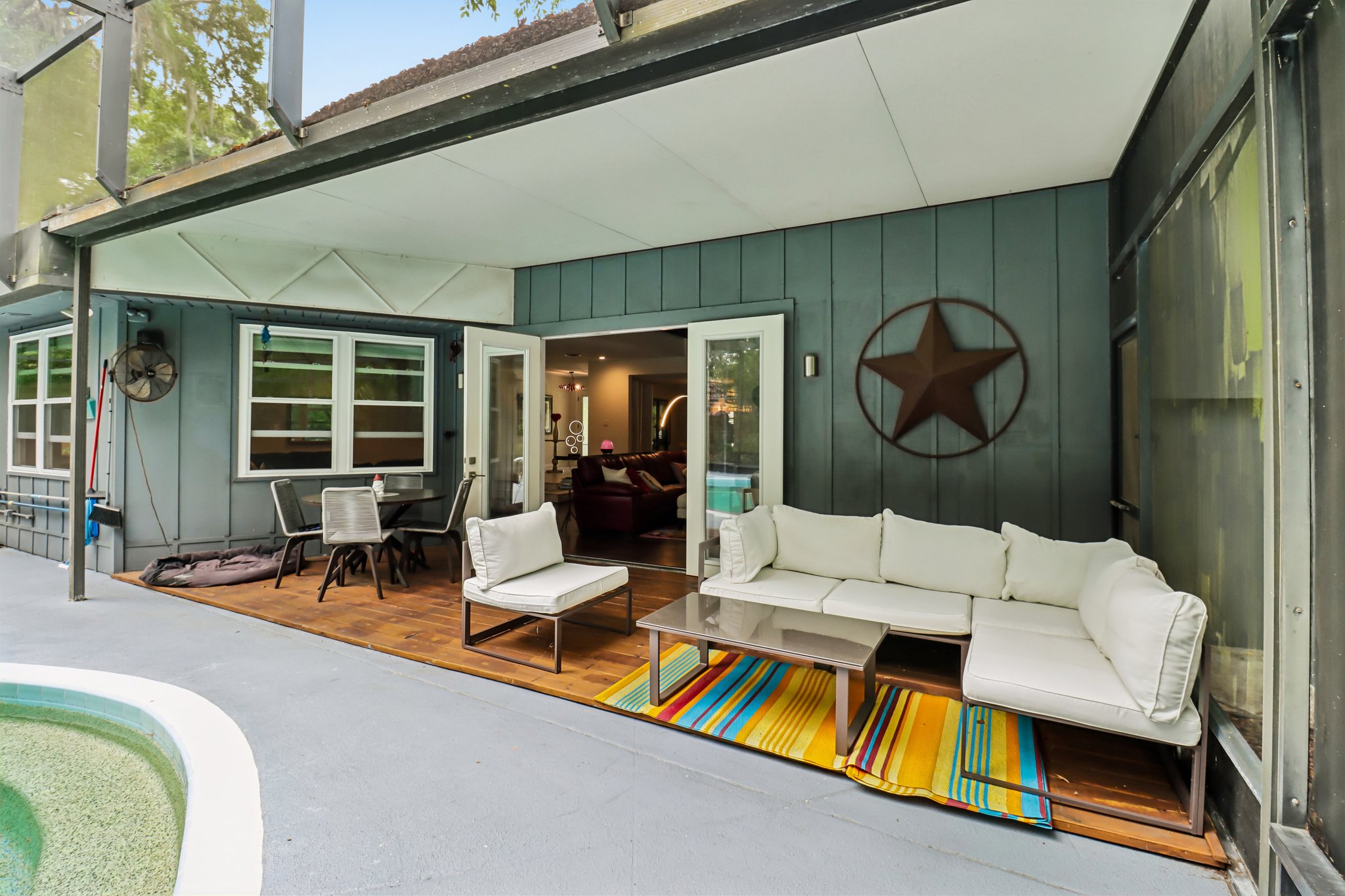 N Saint Andrews Dr-S2104-036.jpg