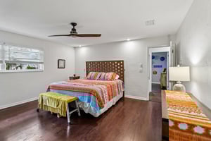 N Saint Andrews Dr-S2104-025.jpg