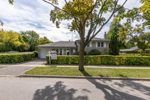 77 Porterfield Rd, Etobicoke, ON M9W 3J8, Canada Photo 0