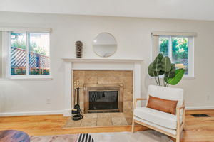 015_77 Shelley Ave  