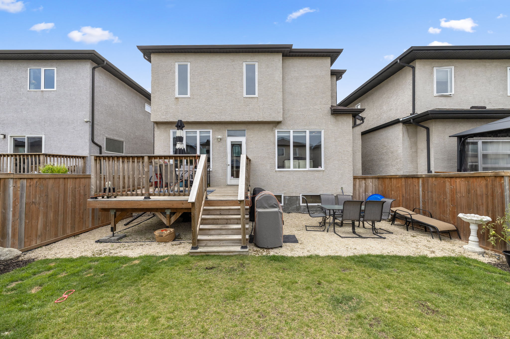 Photo 31