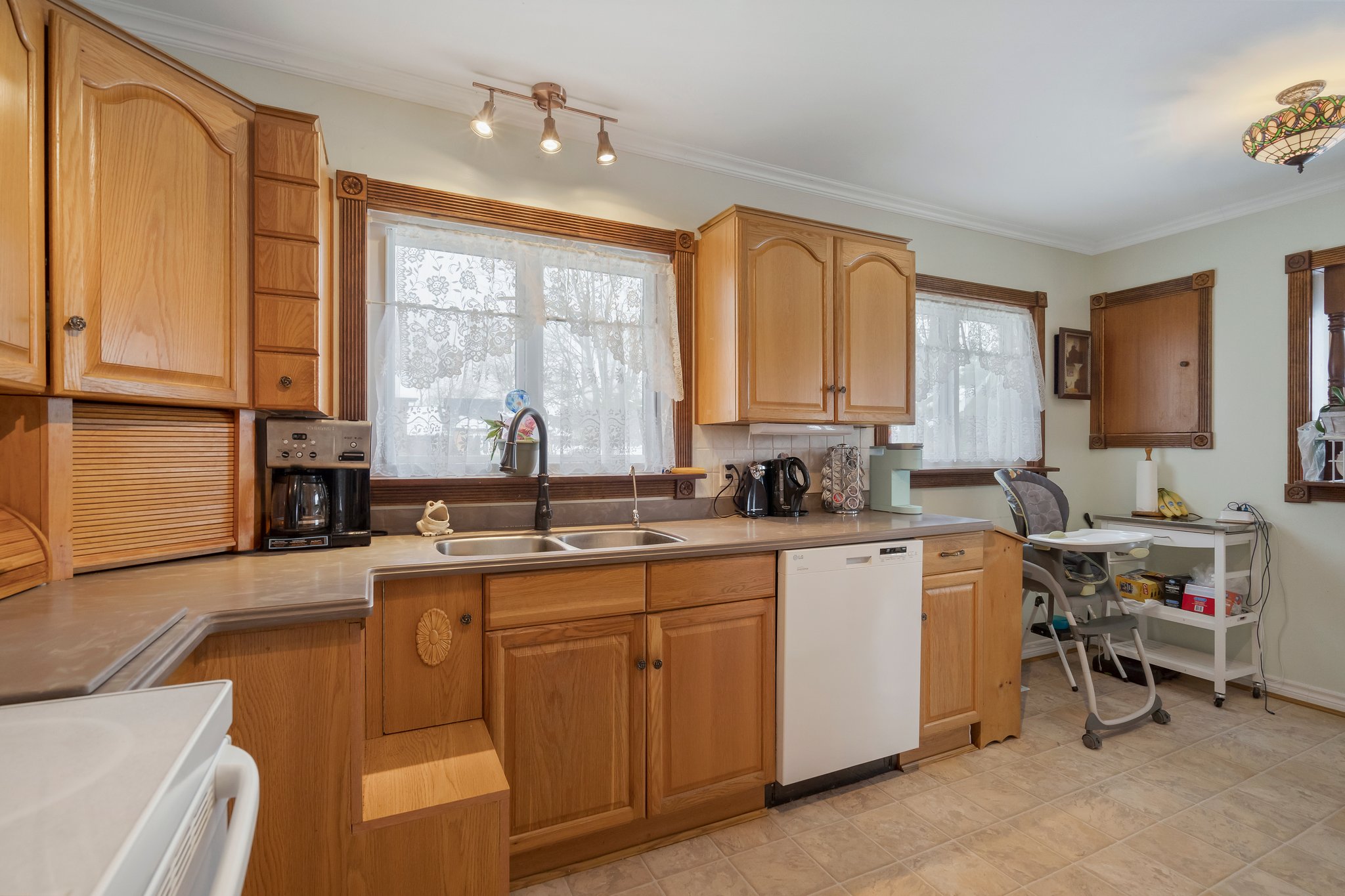 77 Town Line, Orangeville, ON L9W 1V7, CA Photo 11