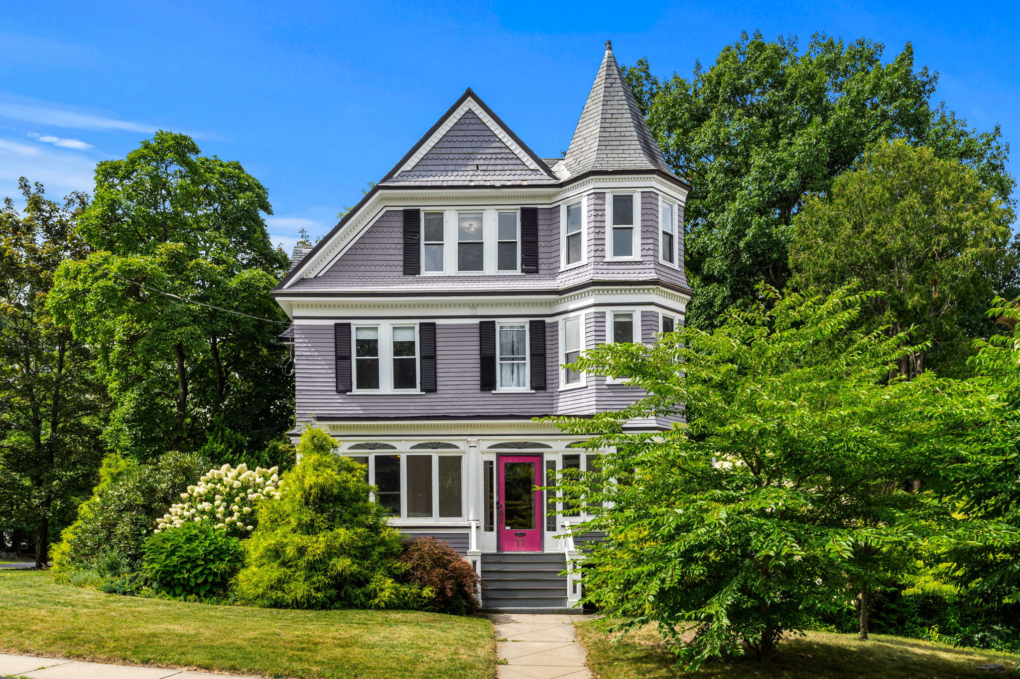 77 Tyler Park, Lowell, MA 01851, USA