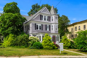 77 Tyler Park, Lowell, MA 01851, USA Photo 3