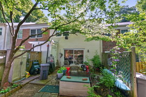 770 Azalea Dr 18