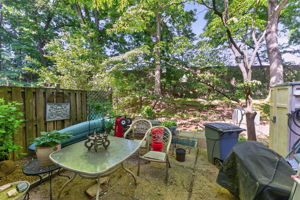 770 Azalea Dr 19