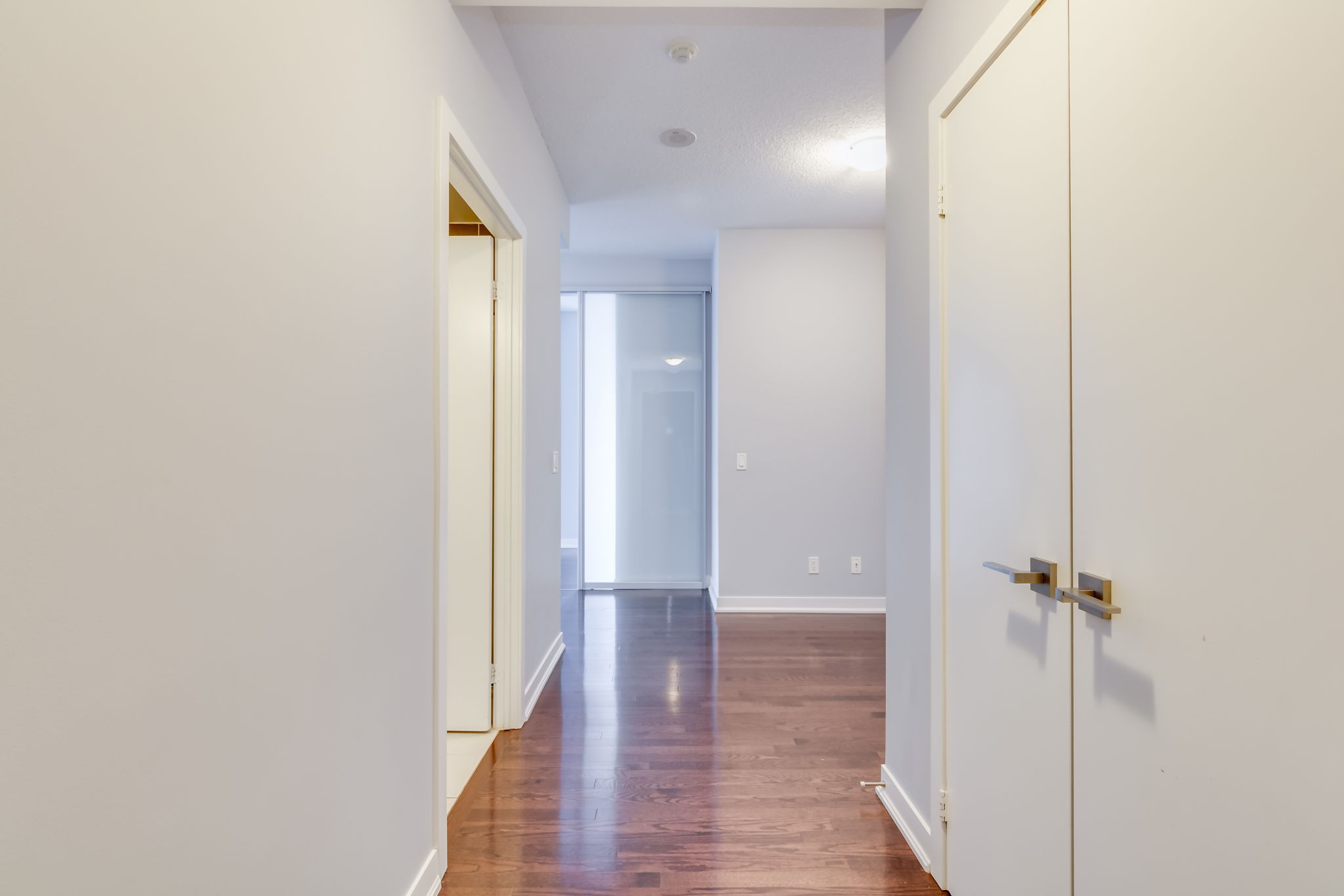 Toronto property showcase — delivered property photograph 22
