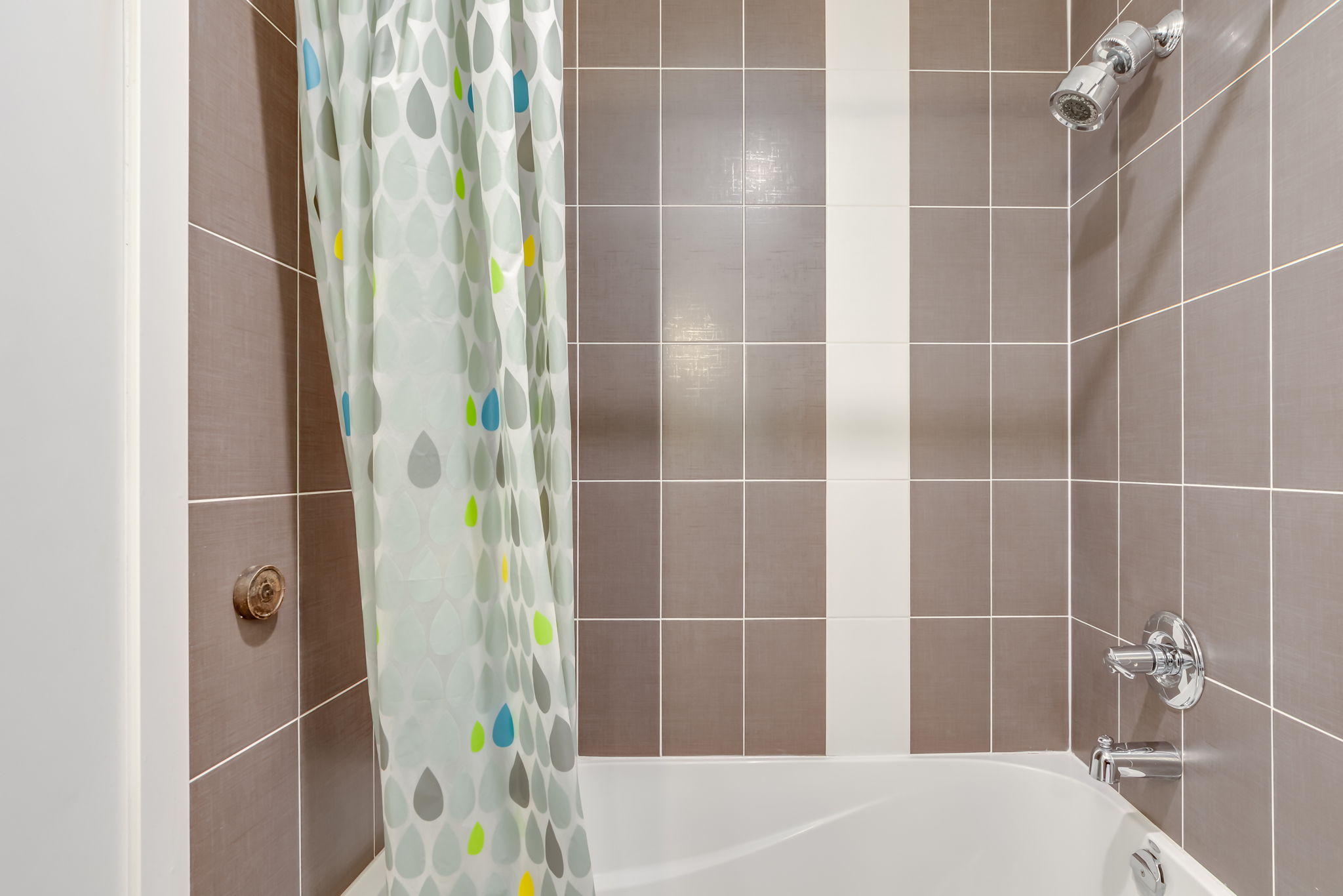 Toronto property showcase — delivered property photograph 14