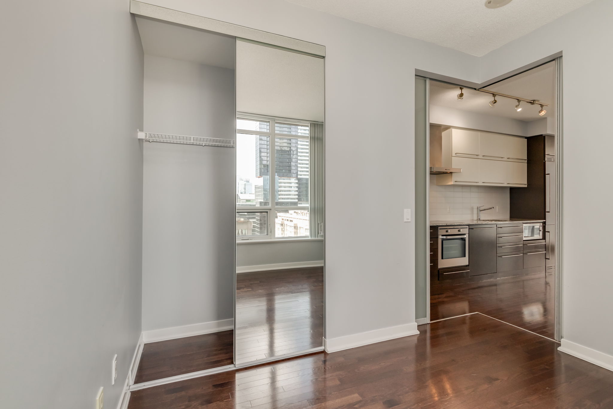 Toronto property showcase — delivered property photograph 17