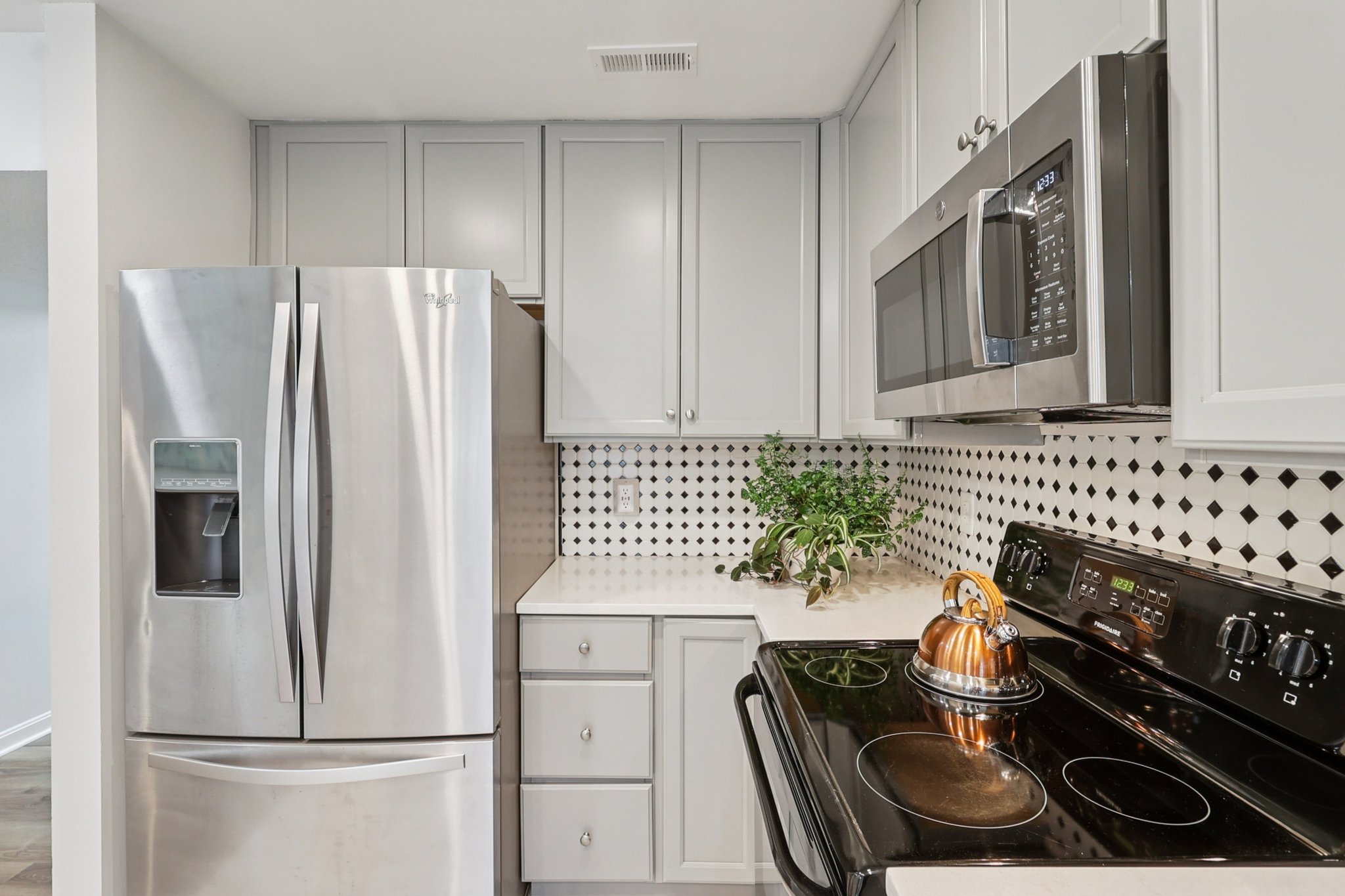 Bellefield Rd-S0303-022.jpg