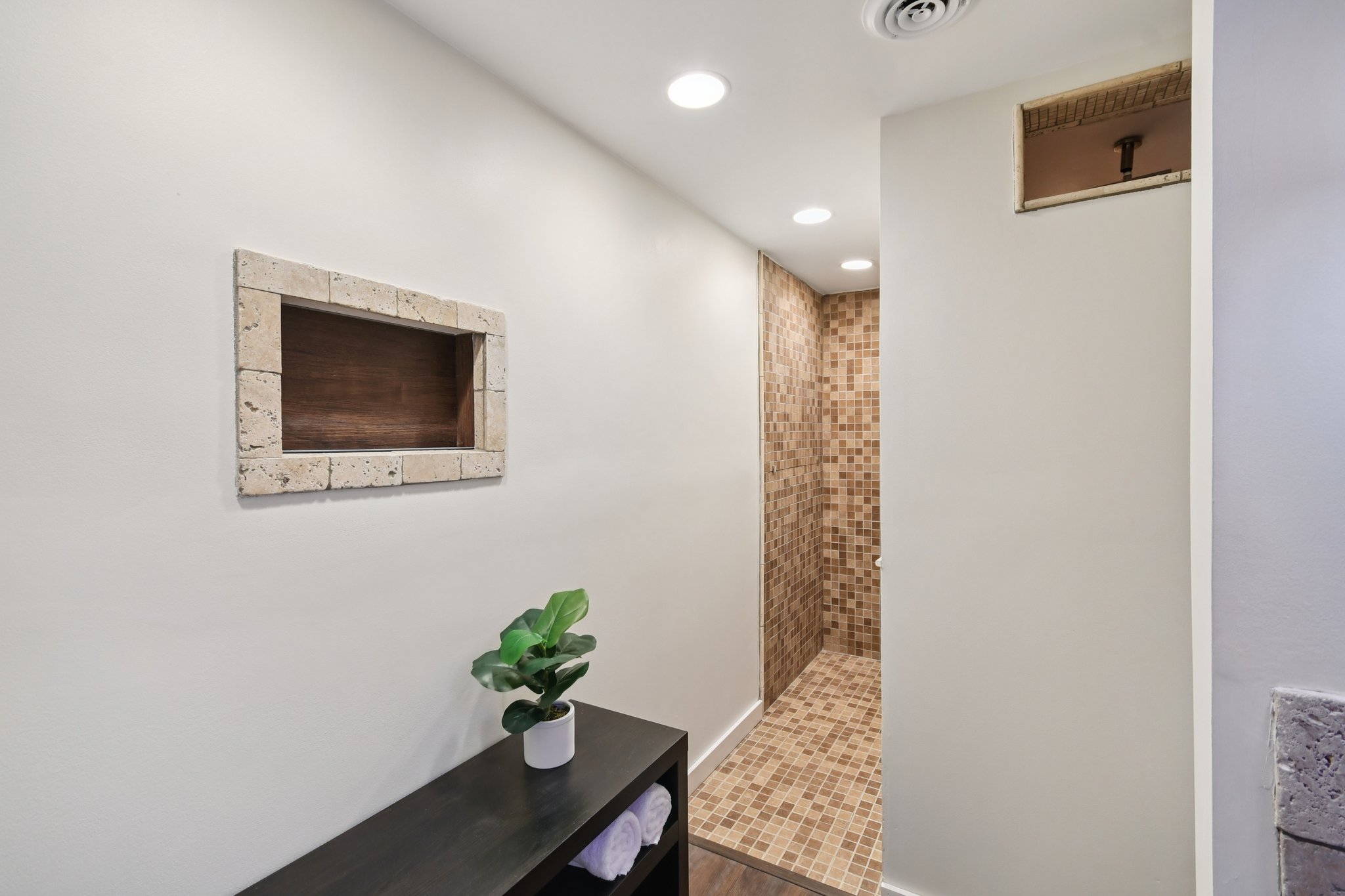 Gannon Way-1806-062.jpg