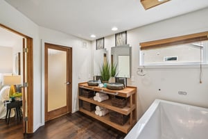Gannon Way-1806-052.jpg