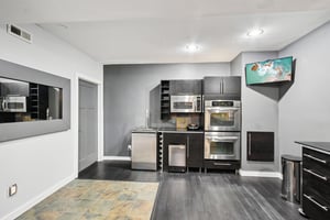 Gannon Way-1806-054.jpg