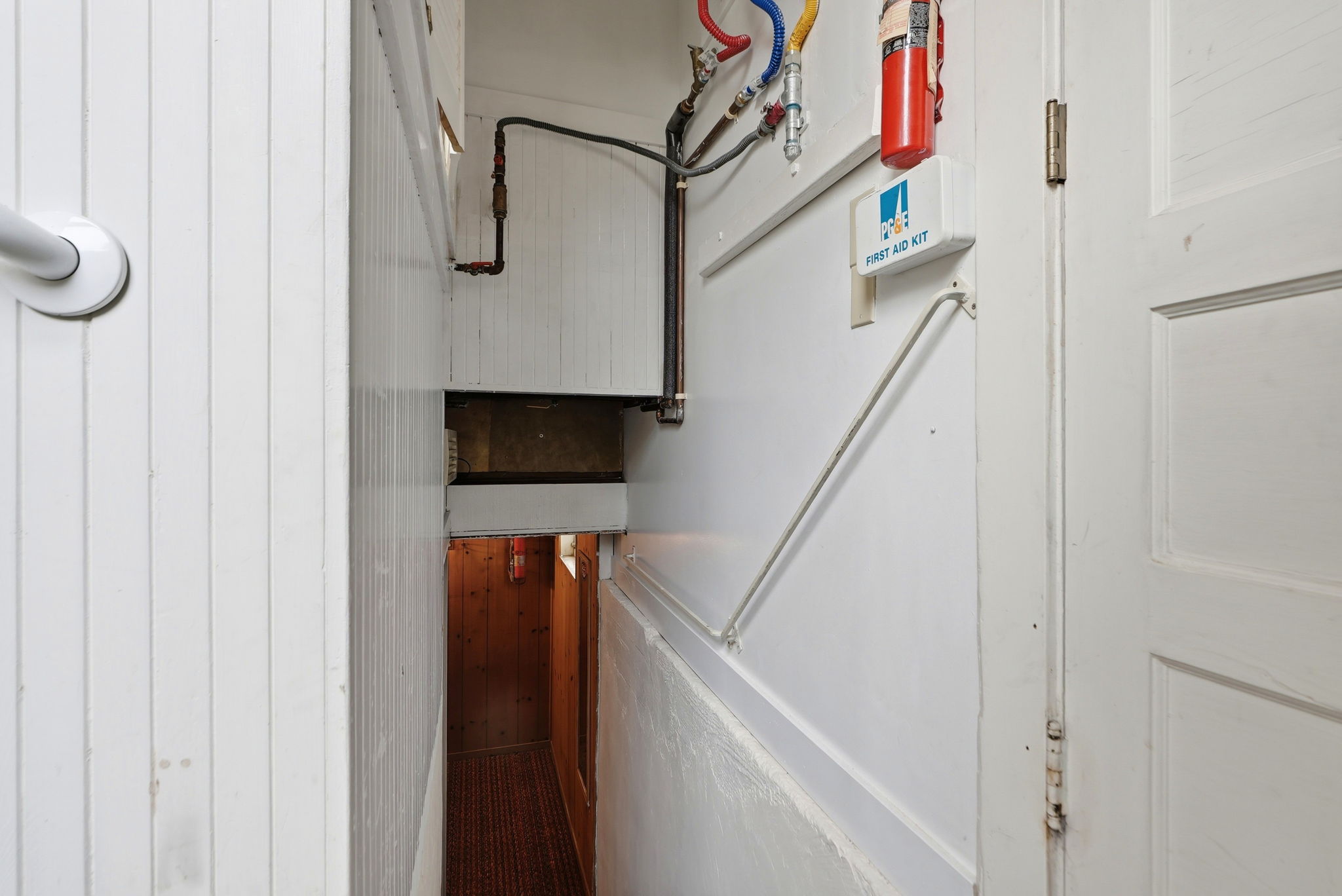 042_F8_770 Grove Way