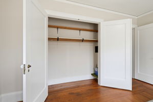 032_F8_770 Grove Way