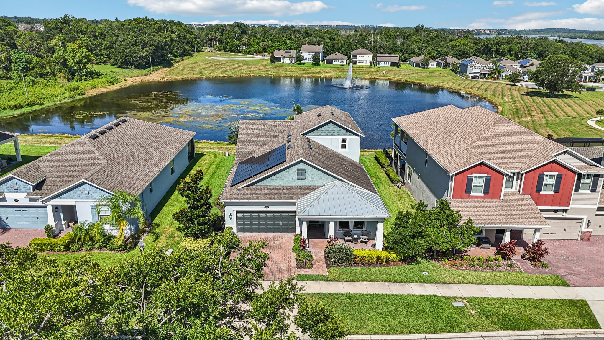 Hull Island Dr-S2207-047.jpg