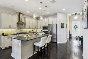 Hull Island Dr-S2207-013.jpg