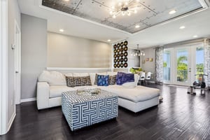 Hull Island Dr-S2207-033.jpg