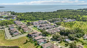 Hull Island Dr-S2207-056.jpg