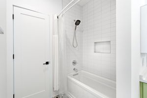  Photo 46