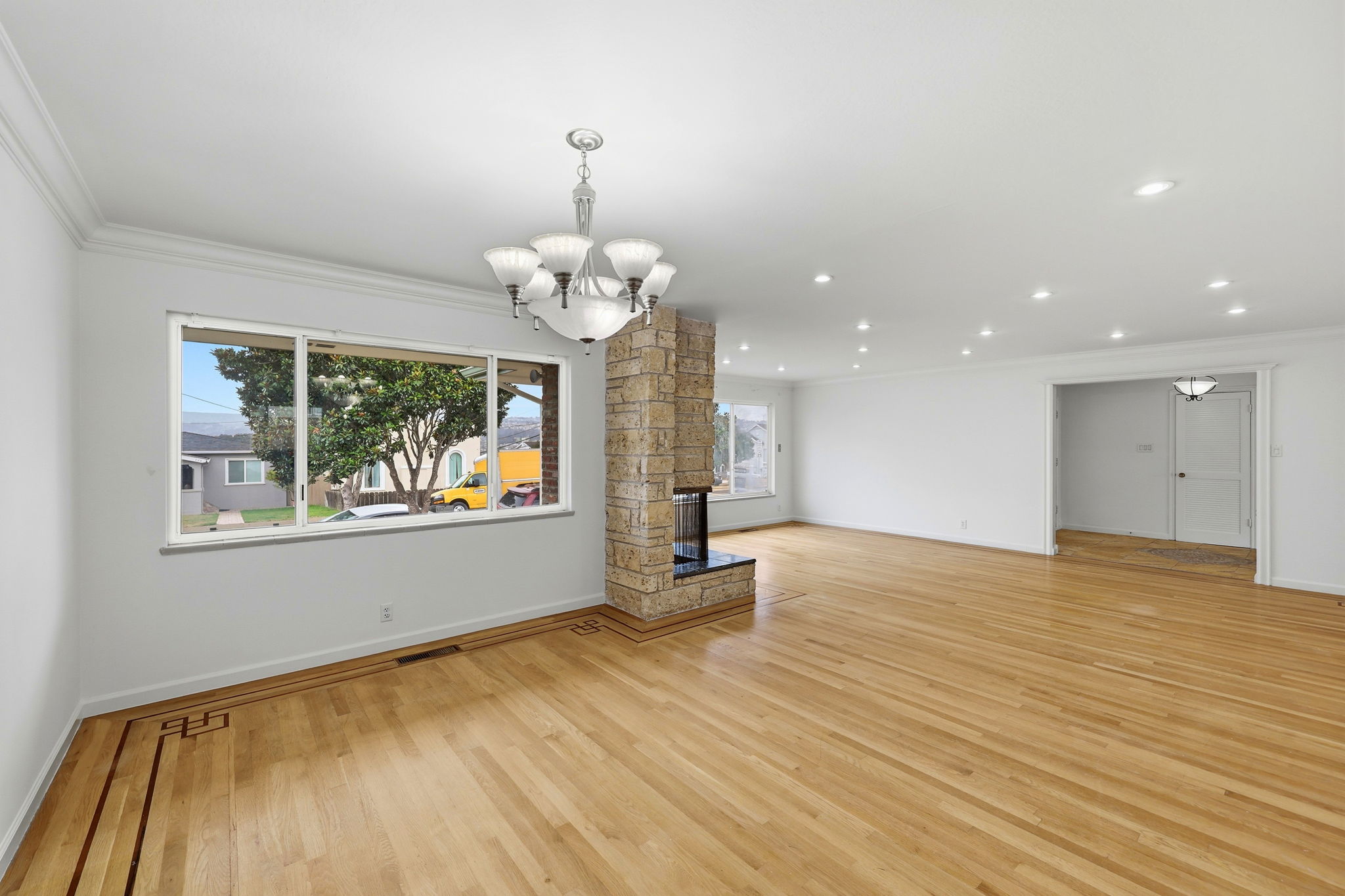 022_F8_770 Miller Ave